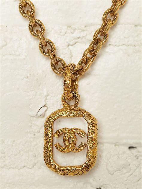 vintage Coco Chanel necklace